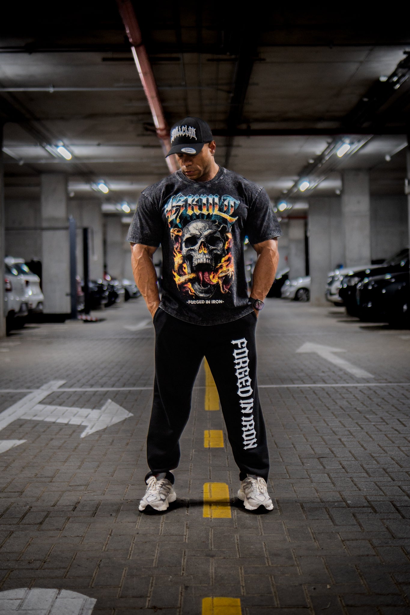 OVERSIZE - FORGED IN IRON - WASHED BLACK