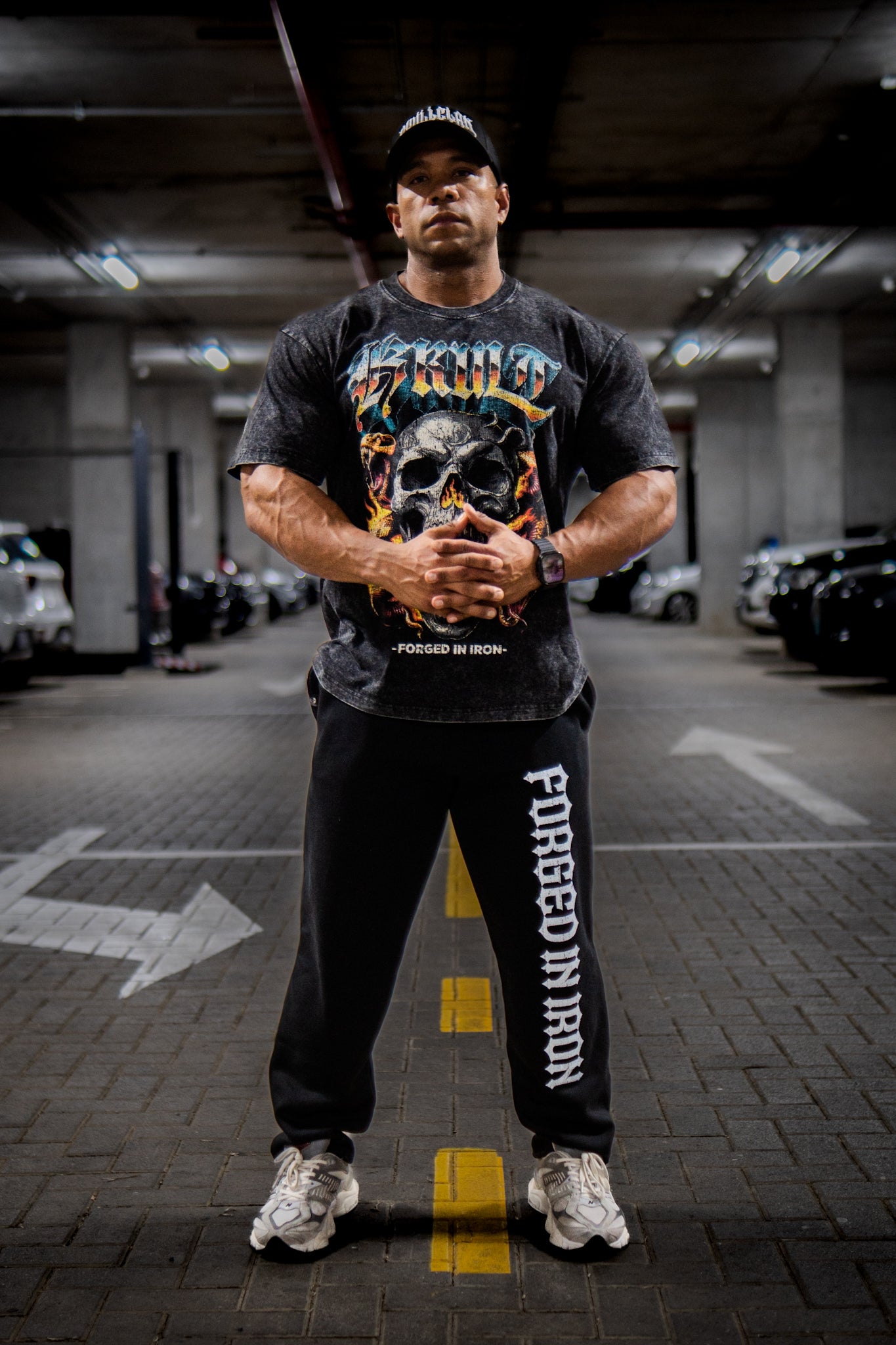 OVERSIZE - FORGED IN IRON - WASHED BLACK