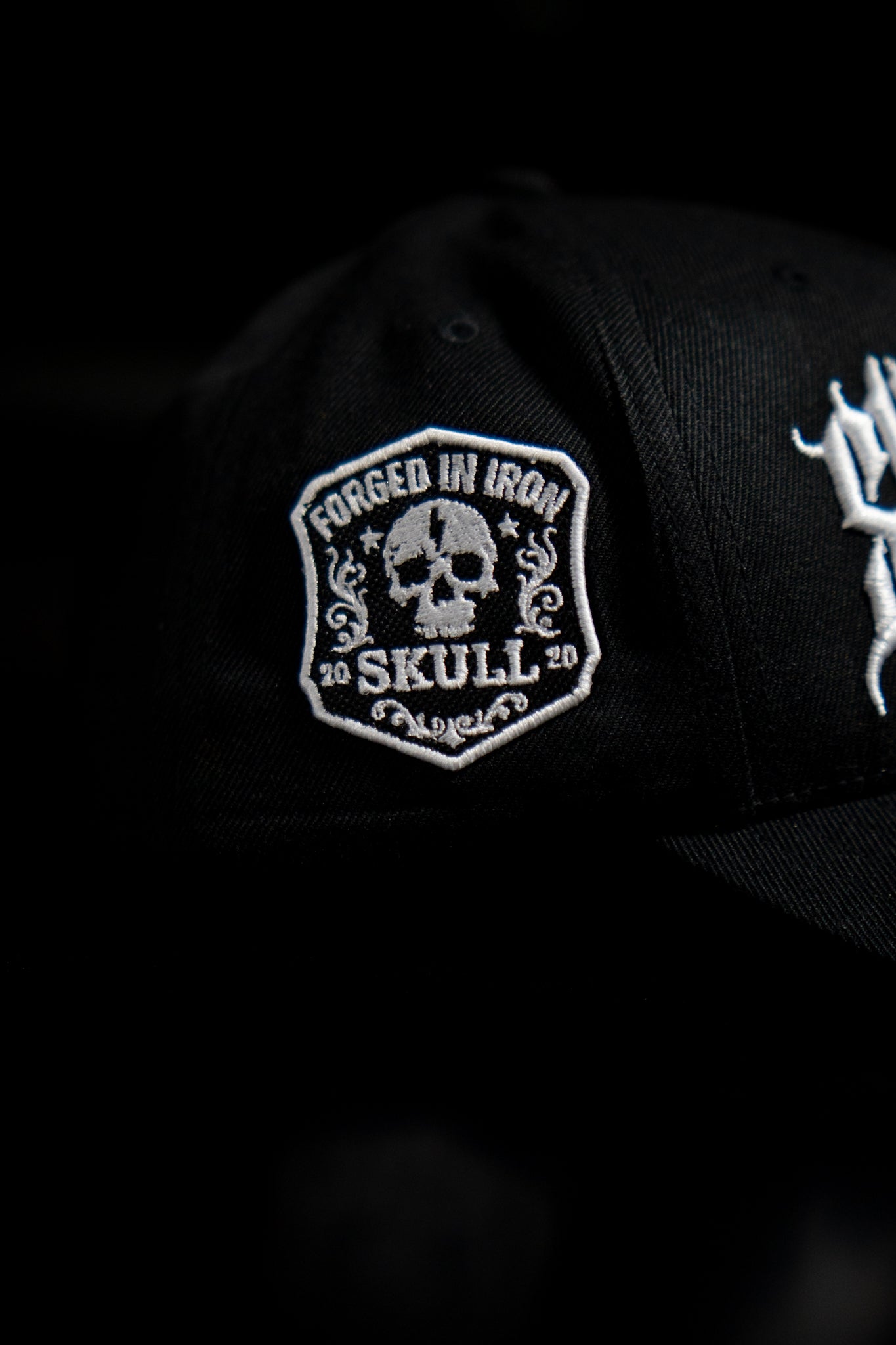 GORRA - FORGED IN IRON/SKULL KLAN