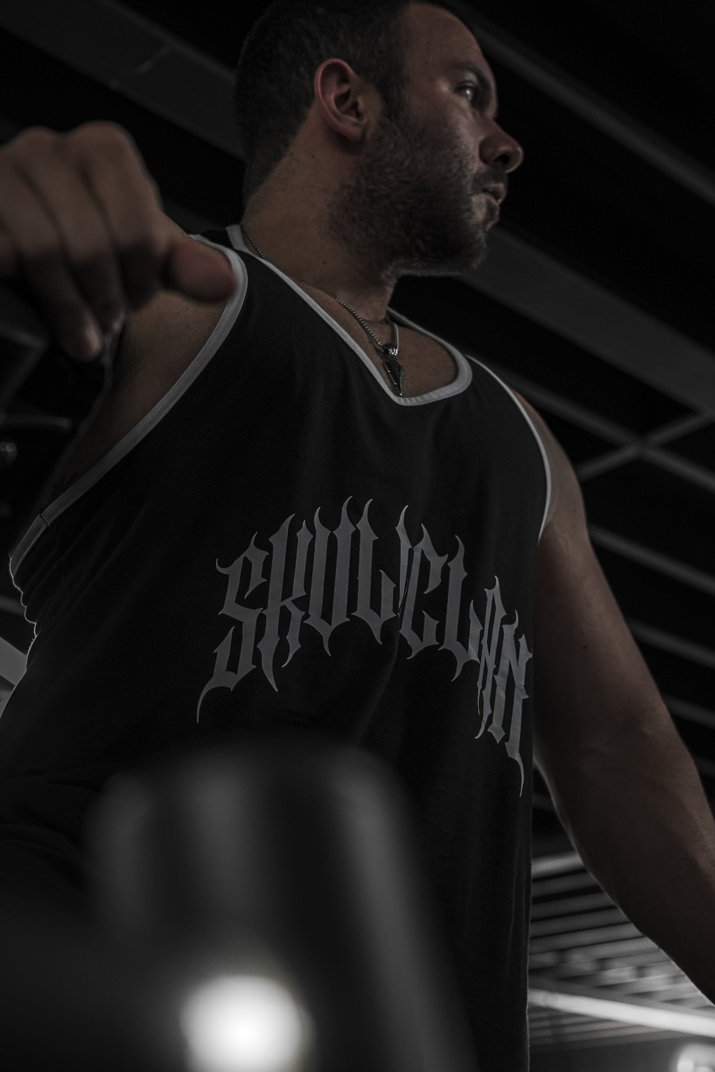 SK NEW SKIN - STRINGER - BLACK