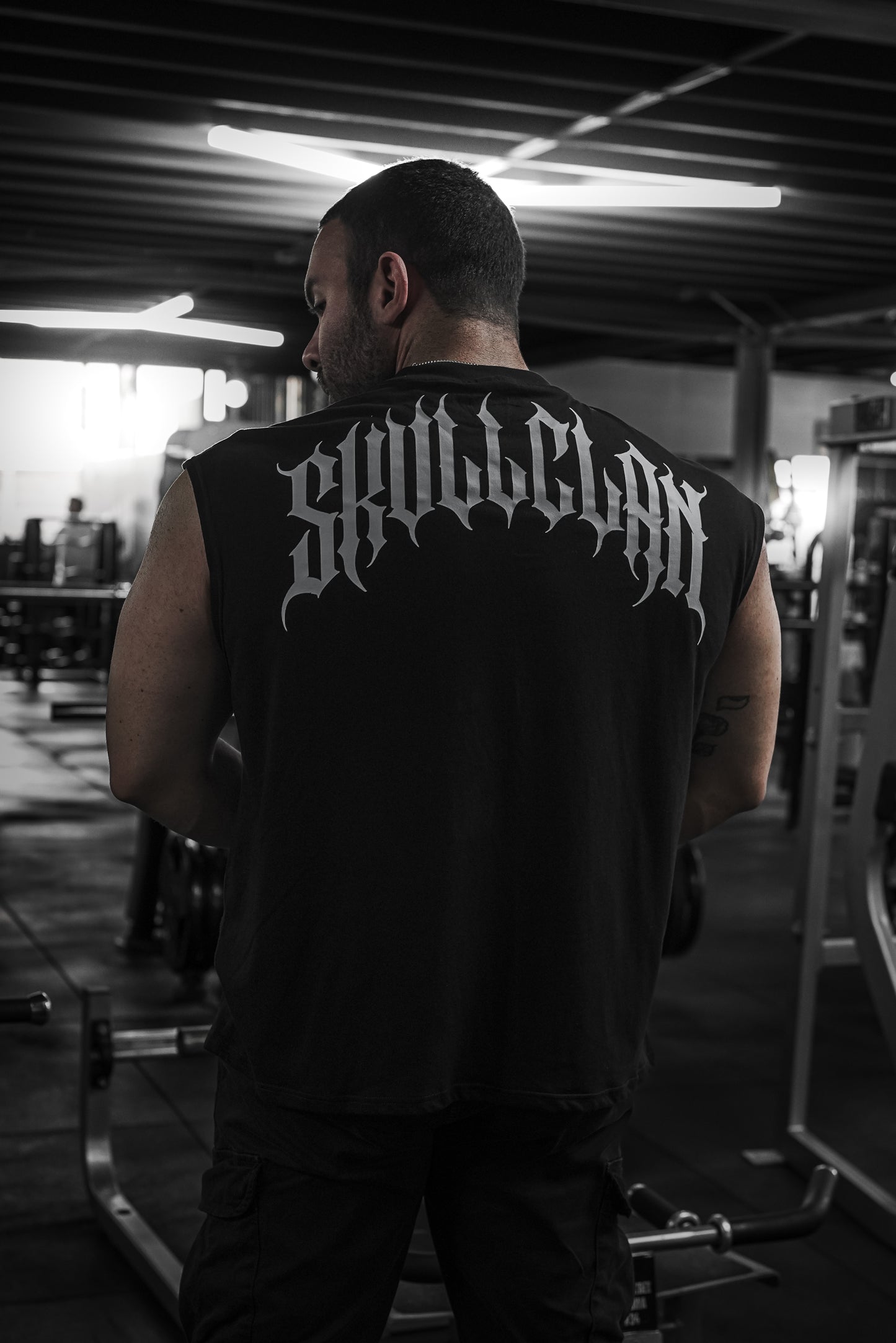 NEW SKIN - CUT-OFFS - BLACK