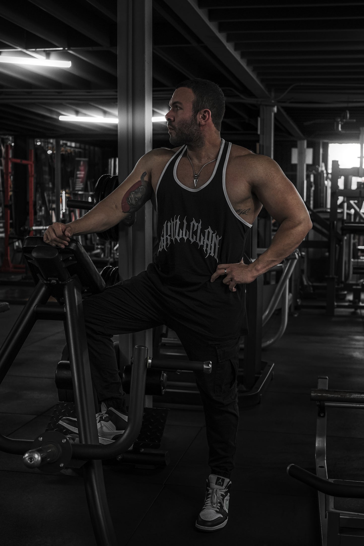 SK NEW SKIN - STRINGER - BLACK